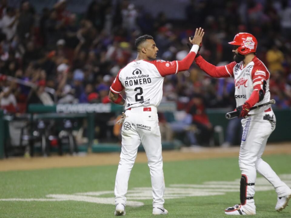 Caliente postemporada en la liga invernal del beísbol mexicano.